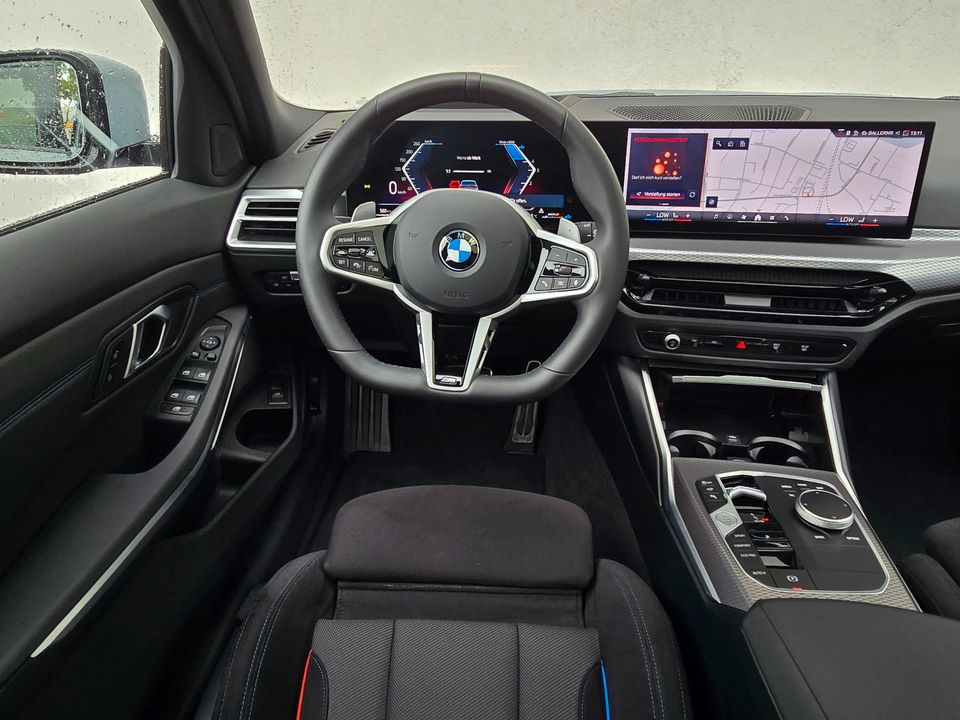 BMW 320d xDrive Touring M Sportpaket*Pano*HIFI*19"LM