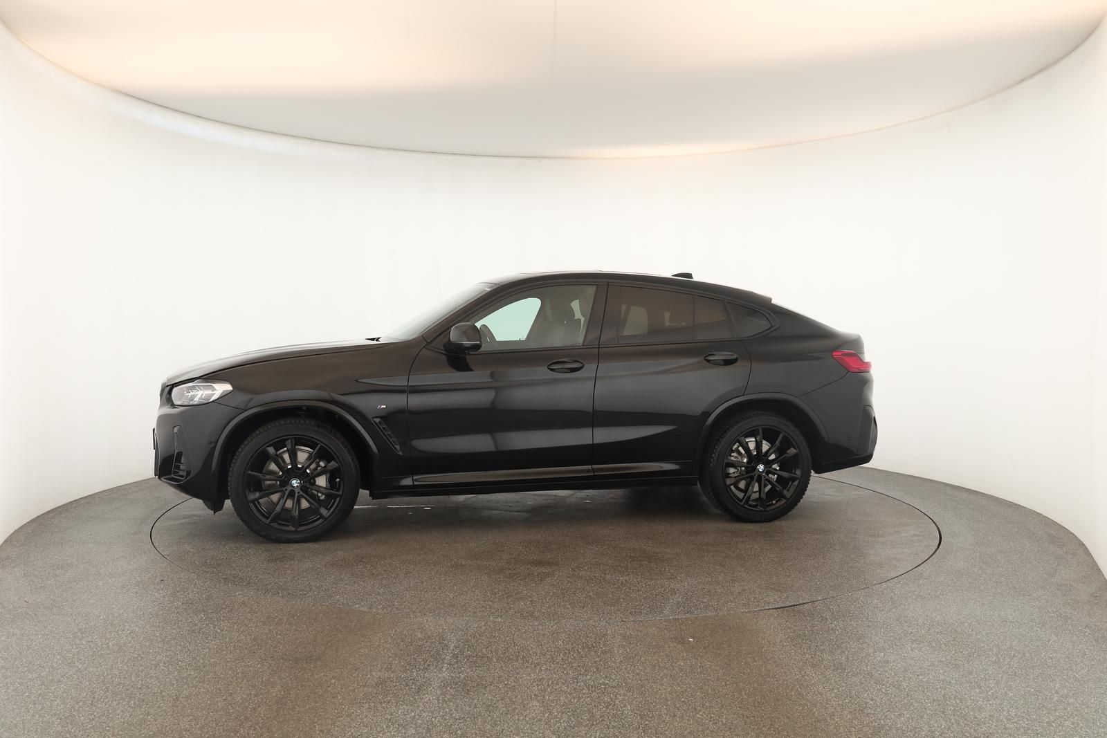 BMW X4 xDrive30d M Sport Matrix Pano NaviPro ACC AHK