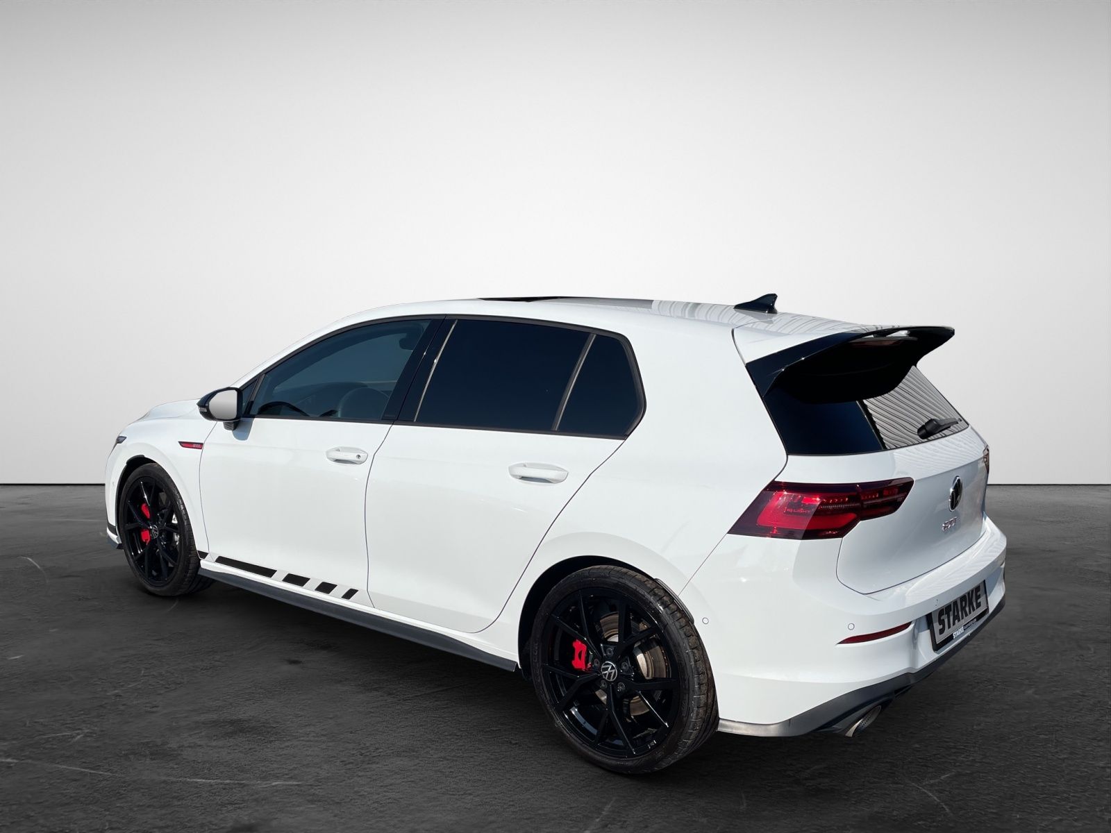 Volkswagen Golf GTI Clubsport 2.0 TSI DSG Black Style  Head
