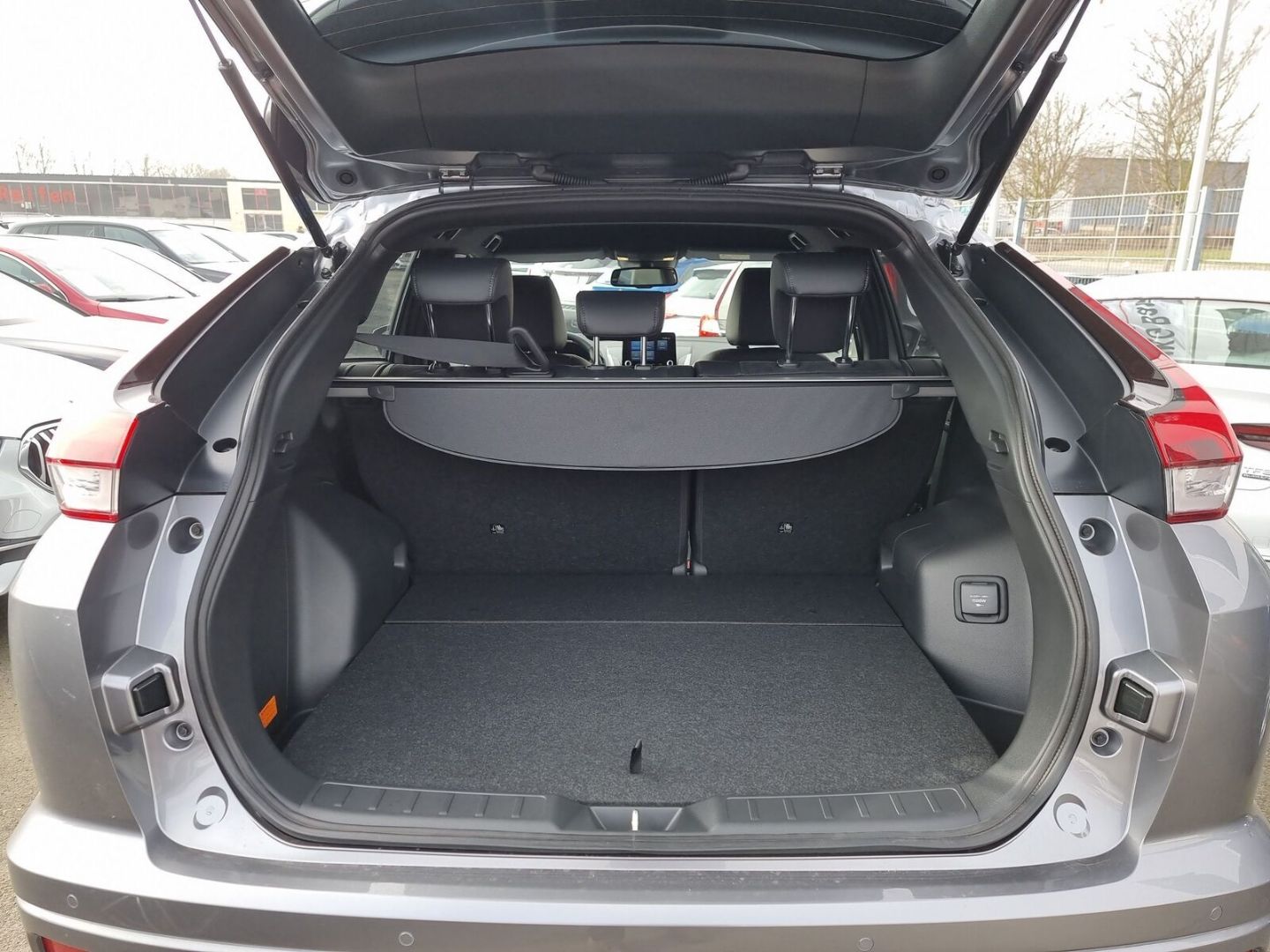 Mitsubishi Eclipse Cross Plug-In Hybrid Select App Sitzh.