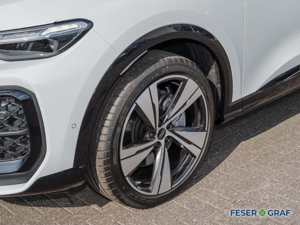 Audi Q5 edt. one - Samsaru's Car Outlet