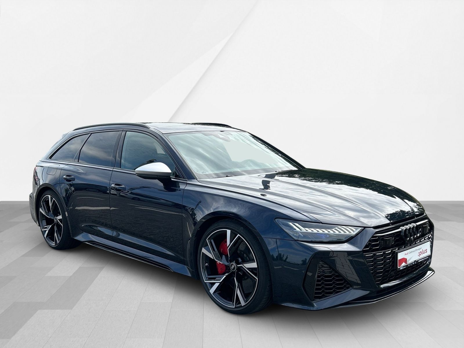 Audi RS6 Avant 4.0 TFSI quattro KERAMIK+MATRIX+B&O+PA
