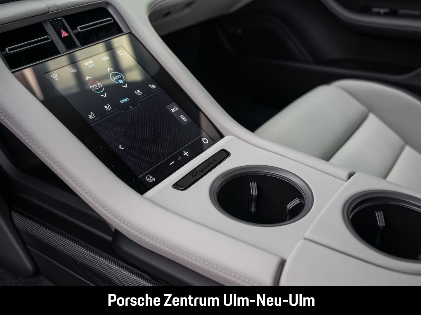 Porsche Taycan 4S Cross Turismo HA-Lenkung Active-Ride