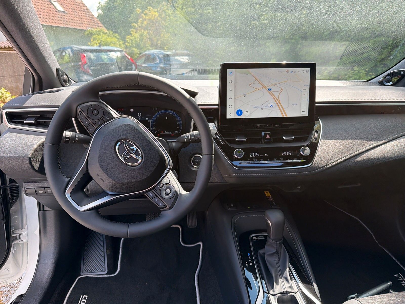 Toyota Corolla 2.0l Lounge | Schiebedach | HUD | Matrix