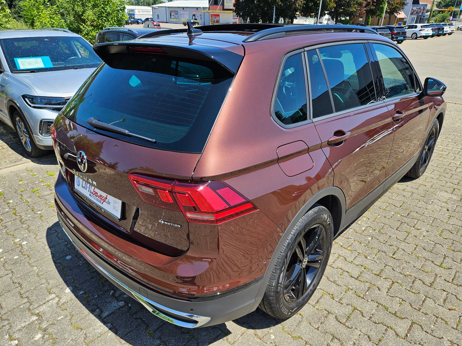 Volkswagen Tiguan 2.0 TSI DSG 4Motion - Samsaru's Car Outlet