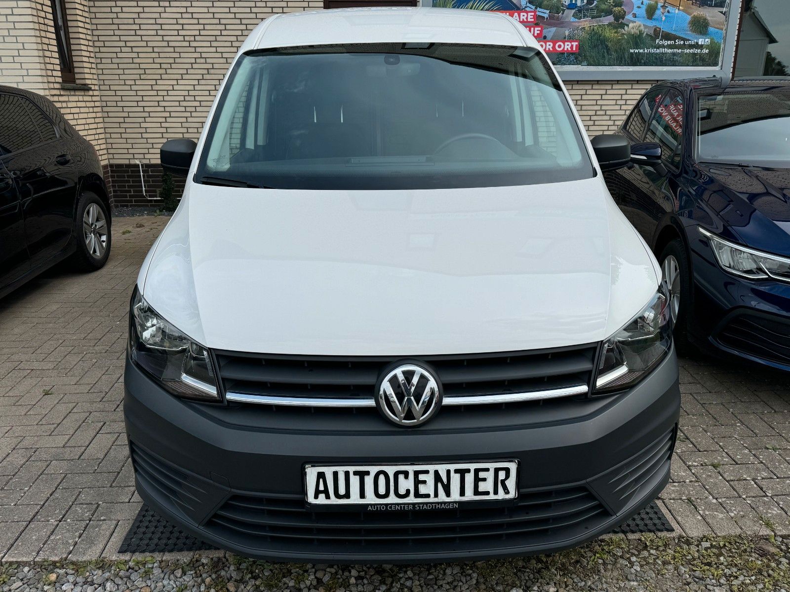Volkswagen Caddy 2.0 TDI - Samsaru's Car Outlet