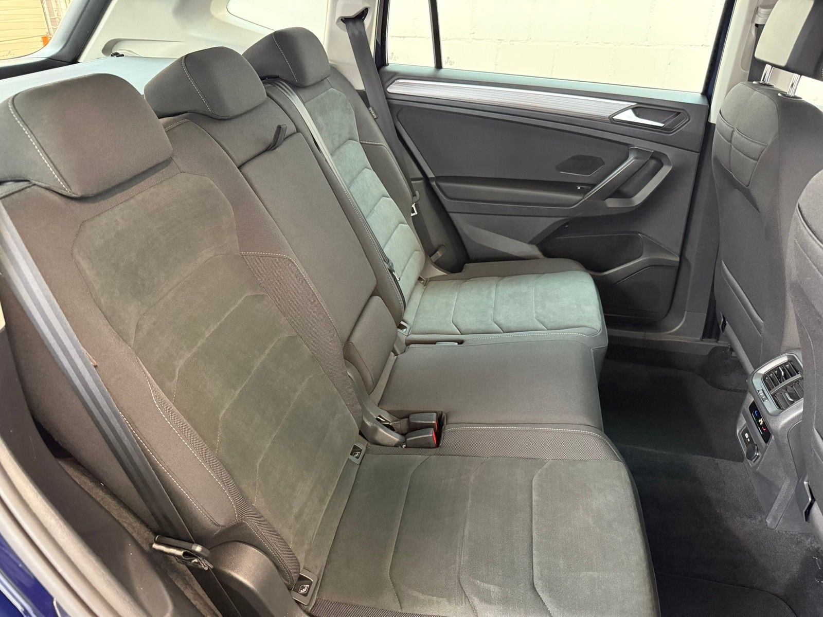 Volkswagen Tiguan Allsp. Elegance 2,0 TDI  +AHK+Navi+Kamera