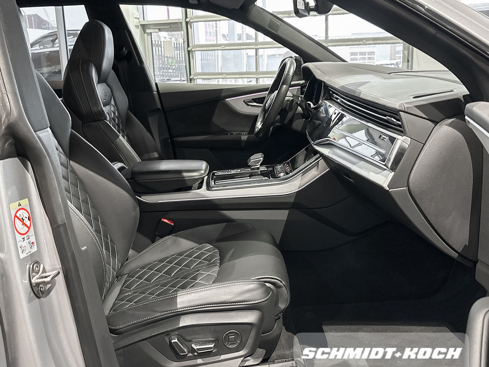 Audi Q8 SUV 50 TDI S-LINE LUFT STANDH. RAUTEN PANO.