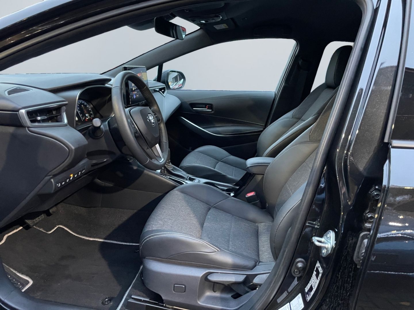 Toyota Corolla 1.8 Hybrid TS Teamplayer *Technik-Paket*