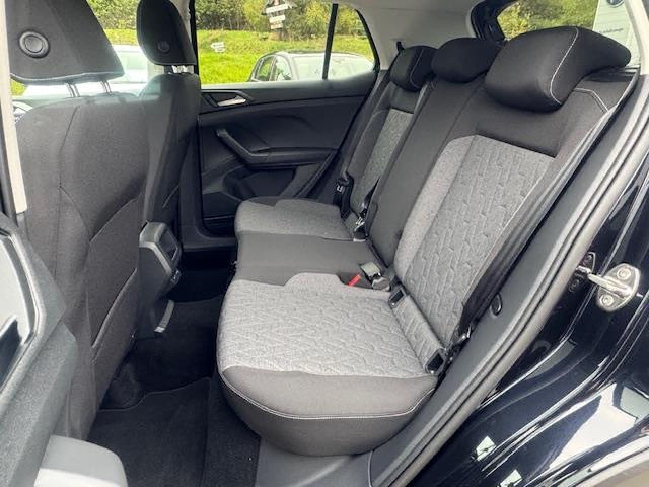 Volkswagen T-Cross Move - Samsaru's Car Outlet