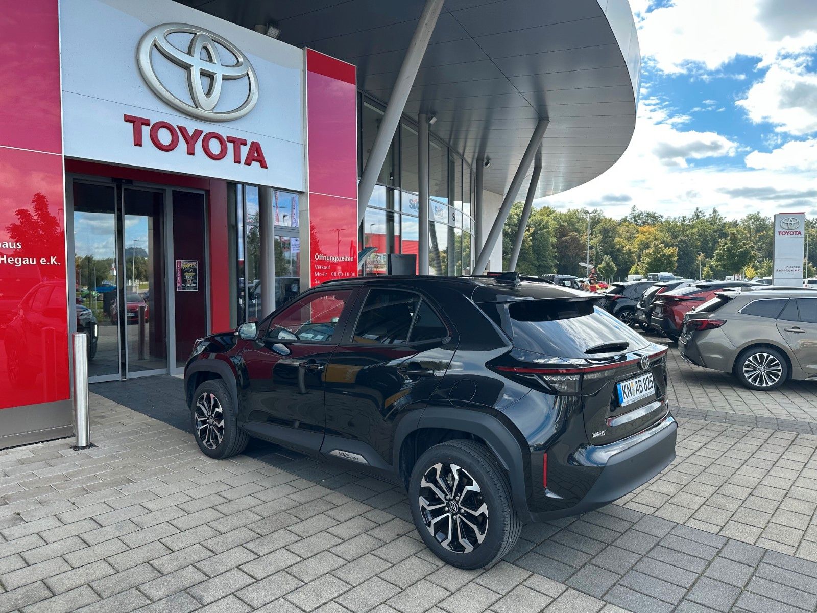 Toyota Yaris Cross Hybrid Team Deutsch. SAFETY+WINTER