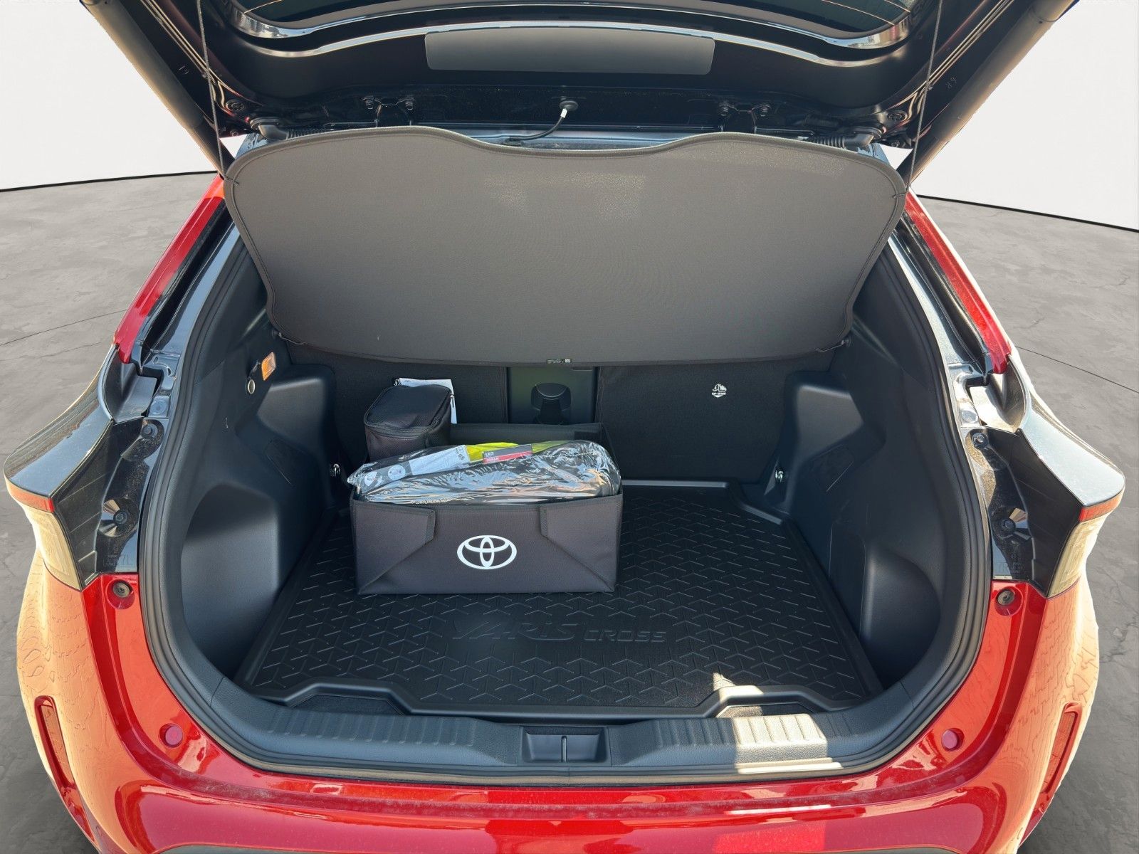 Toyota Yaris Cross Hybrid FWD Style Plus