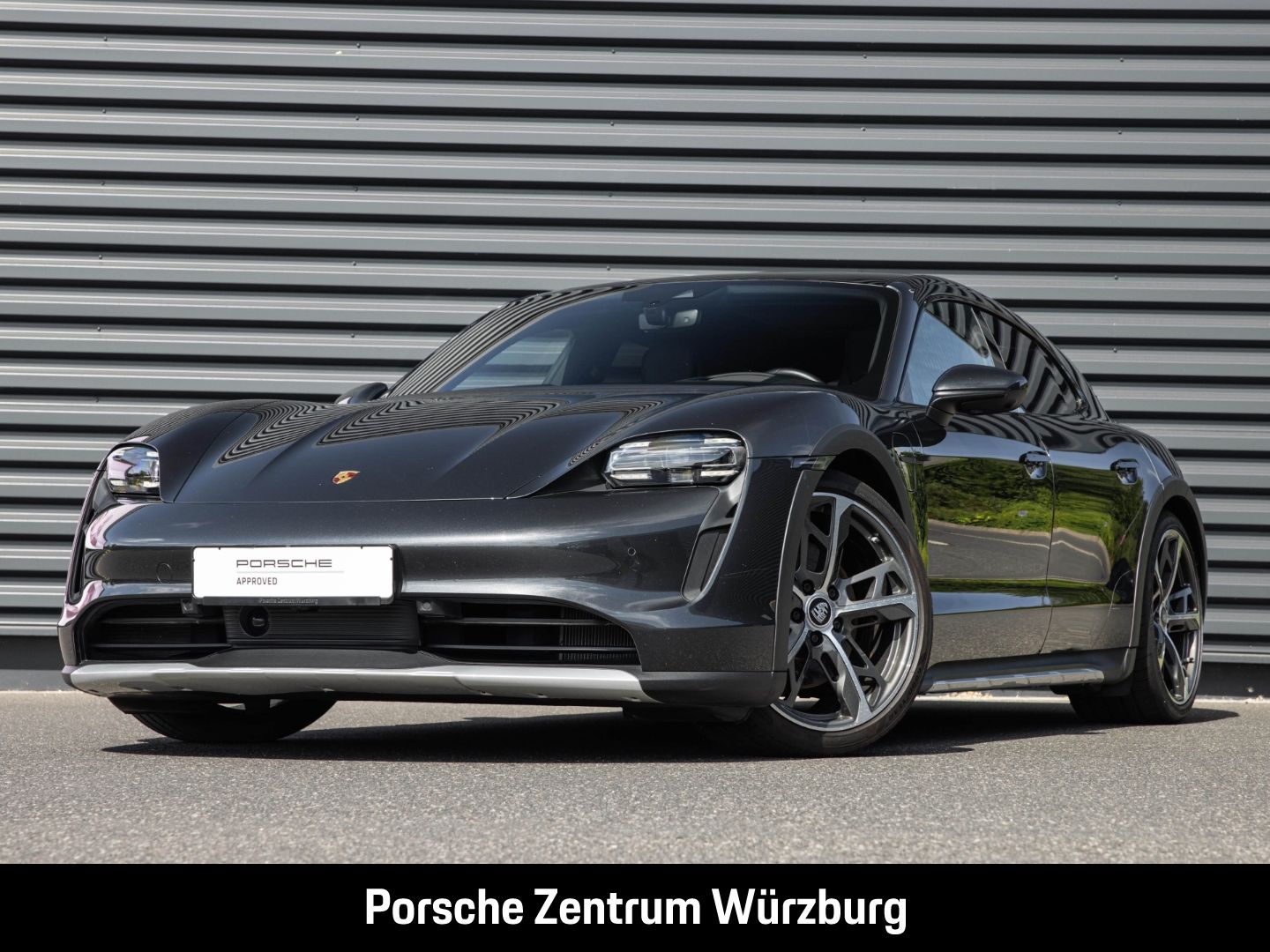 Porsche Taycan 4S Cross Turismo BOSE Surround View