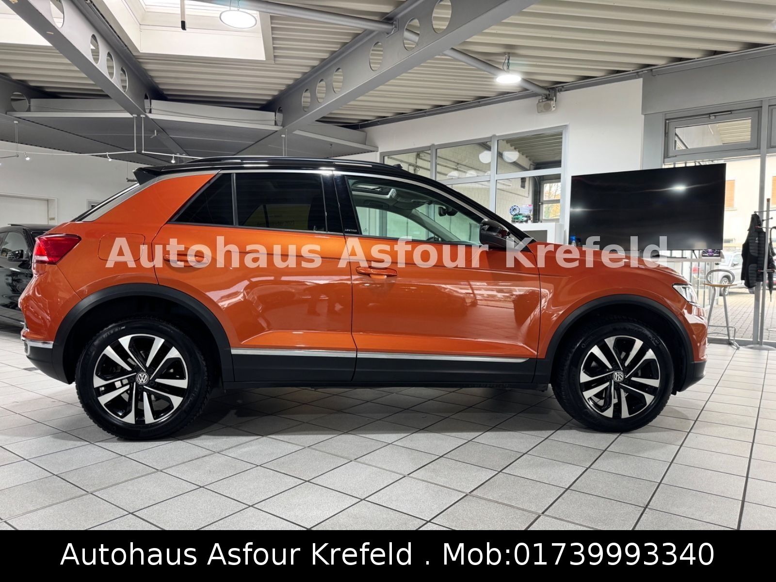 Volkswagen T-Roc United - Samsaru's Car Outlet