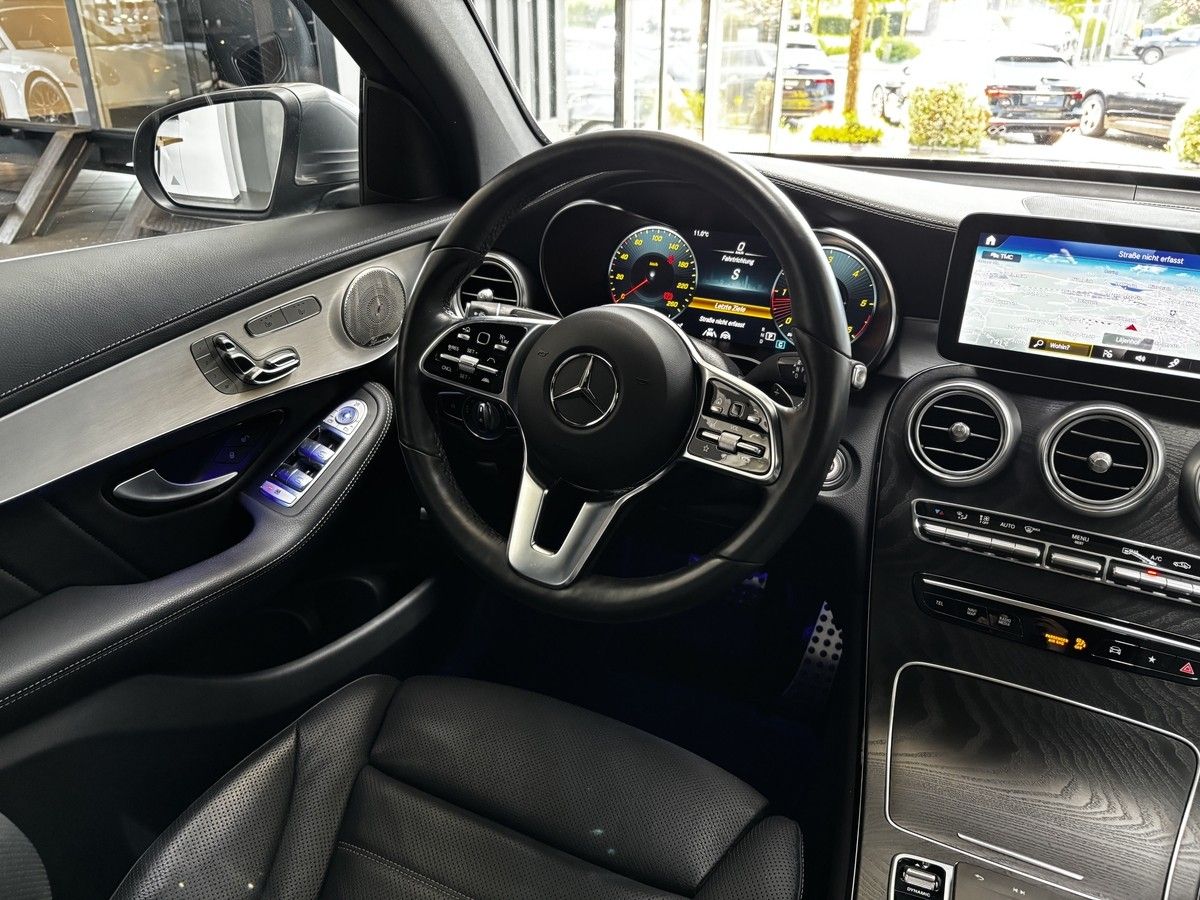 Mercedes-Benz GLC 300 d Coupé AMG 4M LED HUD Pano Distr+ Burm