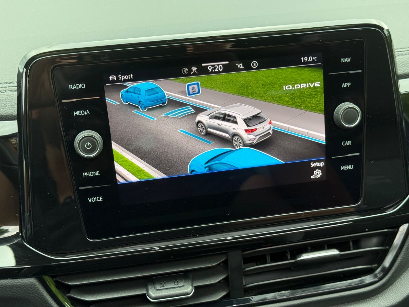Volkswagen T-Roc TDI R-Line - Samsaru's Car Outlet