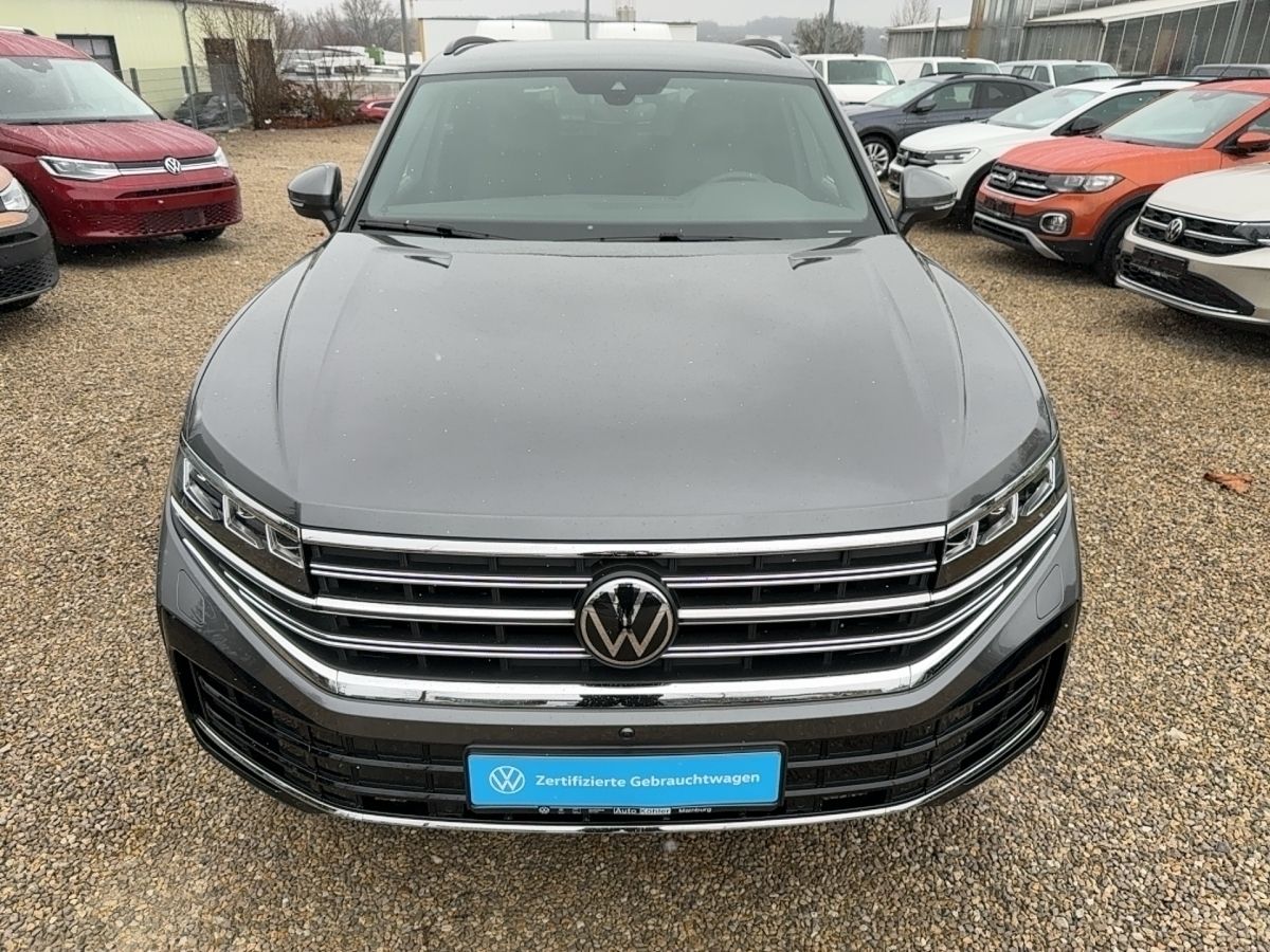 Volkswagen Touareg Facelift Edition TDi - Samsaru's Car Outlet