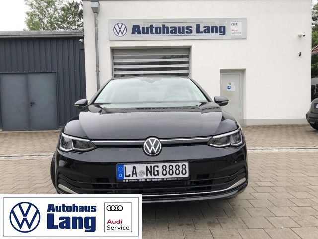 Volkswagen Golf VIII 1.5 TSI Move - Samsaru's Car Outlet