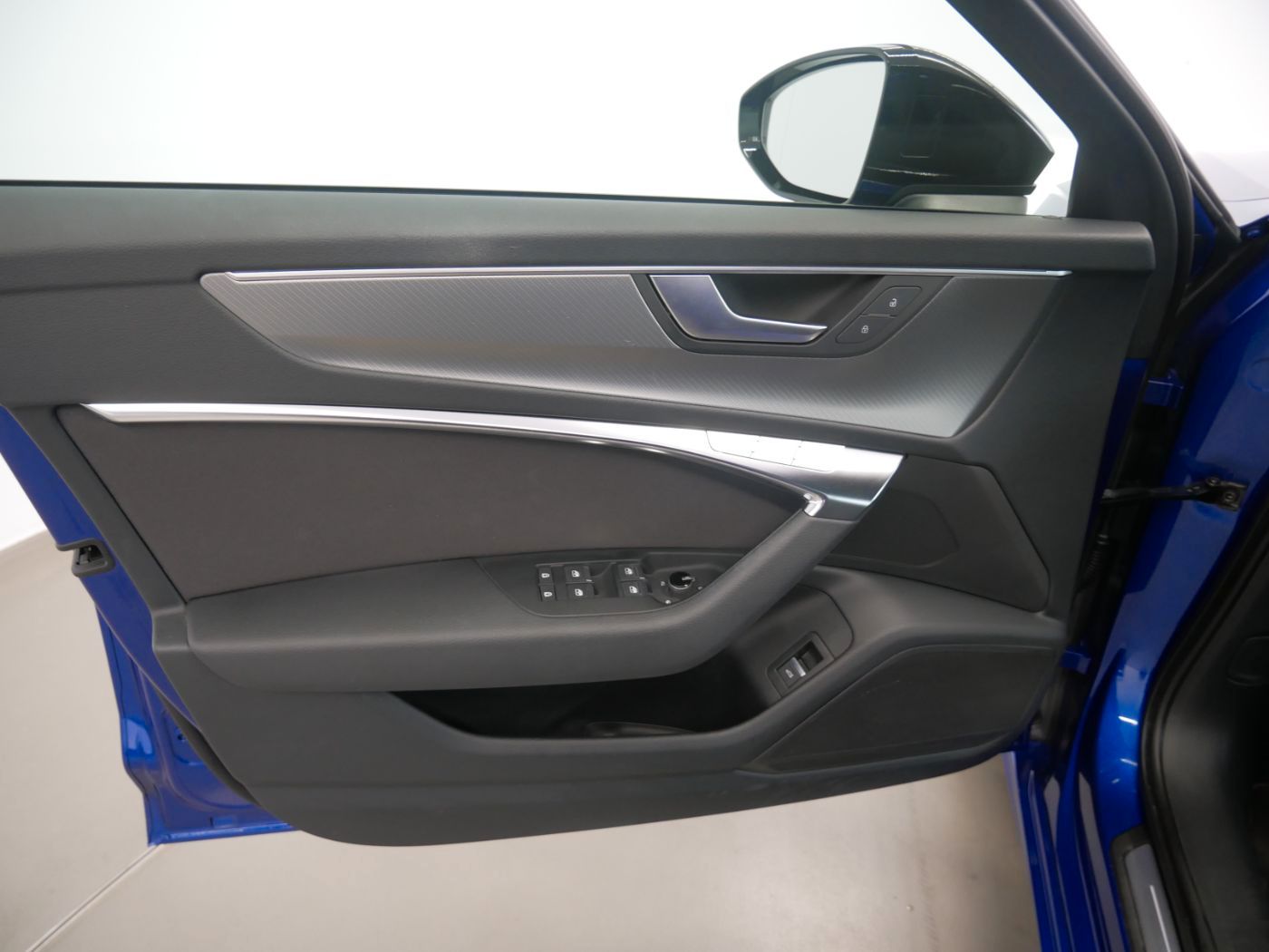 Audi A6 Avant 45 TFSI quattro S line LED AHK PANO