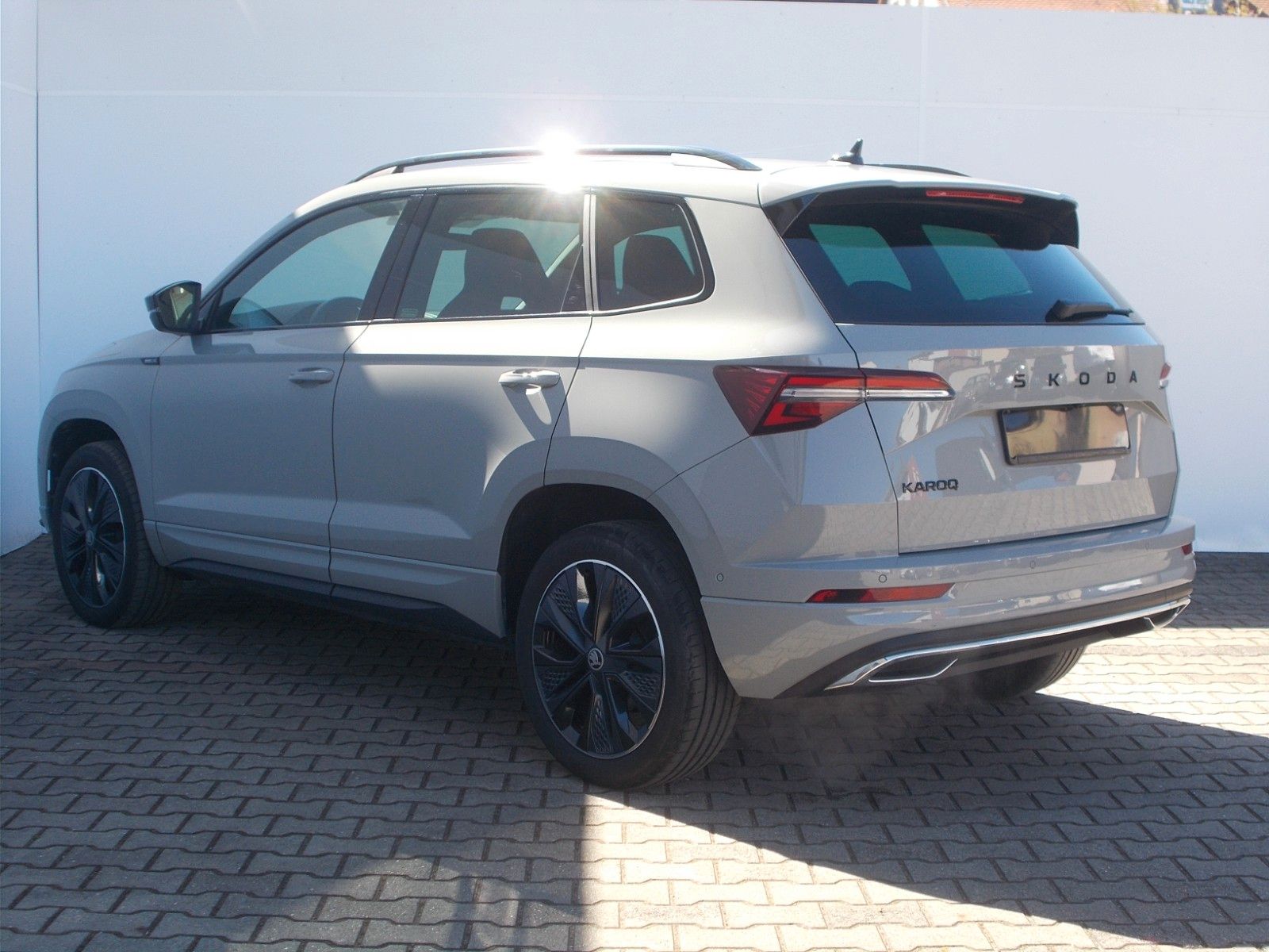 Skoda Karoq  1.5 TSI Sportline*DSG*Navi*LED *360° *AHK