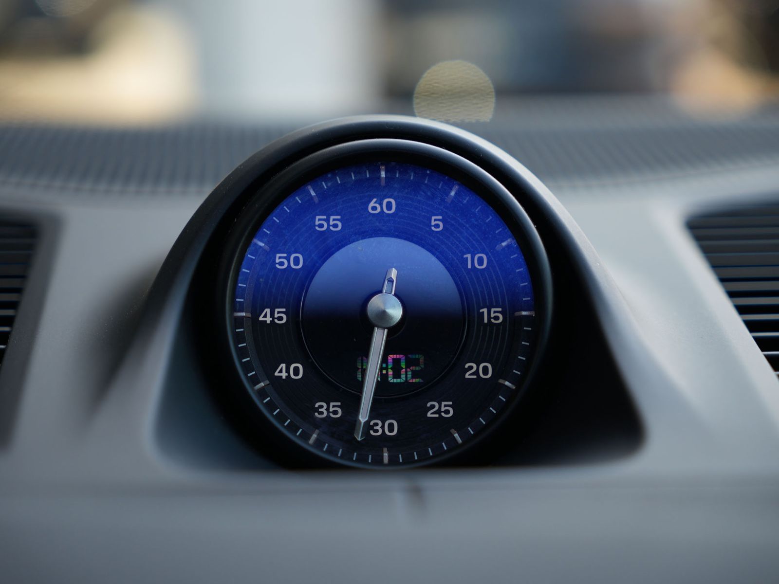 Porsche E-Hybrid INNODRIVE-LUFTF.-PANO-AHK-MASSAGE-VOLL