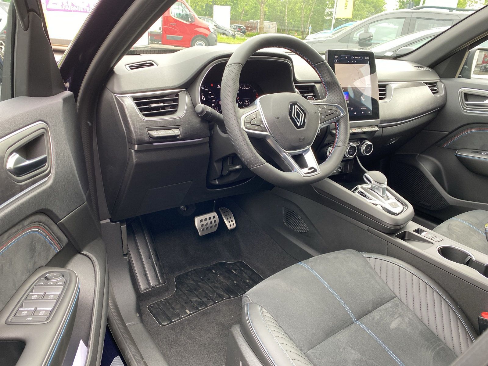 Renault Arkana ESPRIT ALPINE Full Hybrid - Samsaru's Car Outlet