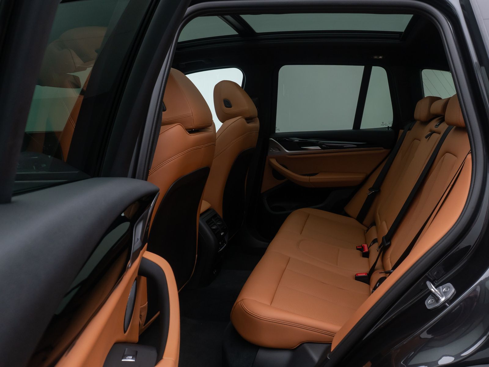 BMW X3 xD30e Kamera AHK HUD DAB Sport Panoram 19Zoll