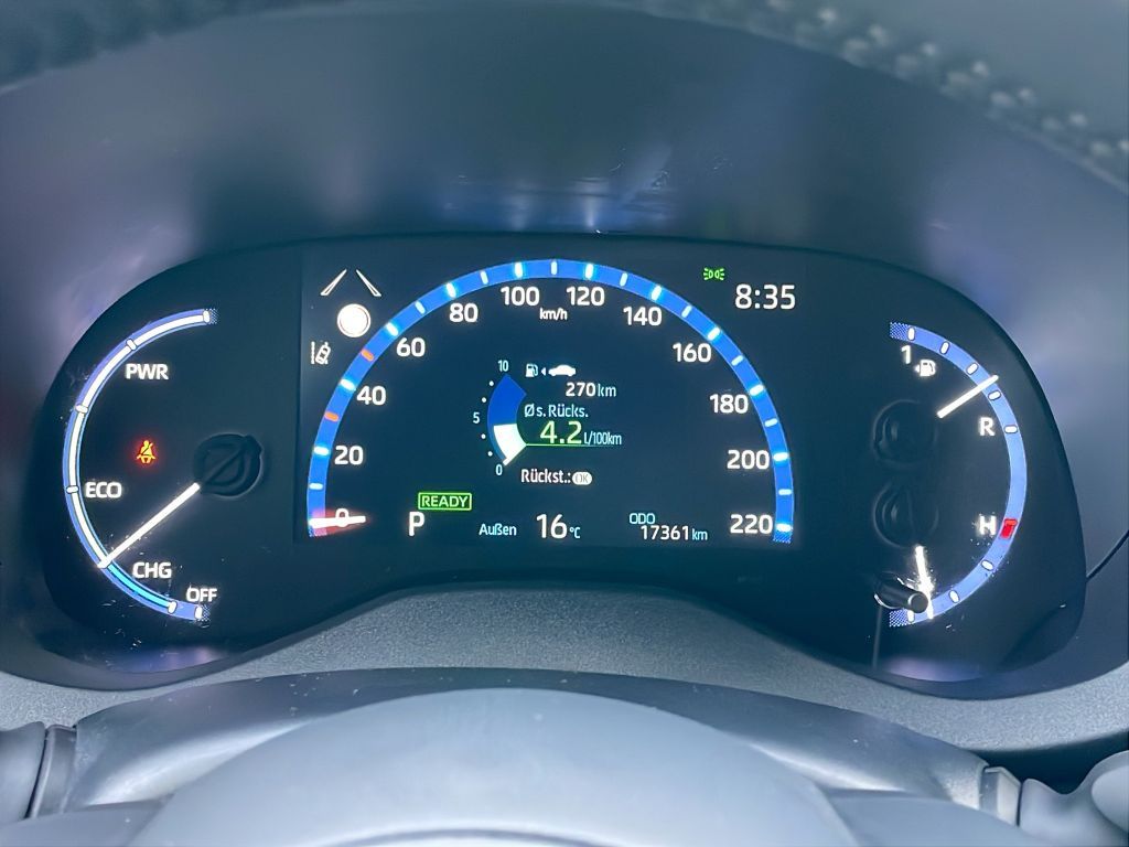 Toyota Yaris Cross 1.5 VVT-i Team D *WKR+AHK+Safety*