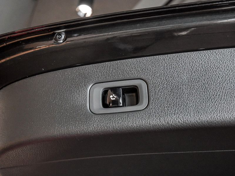 Mercedes-Benz GLC 200 d 4M AMG NIGHT MEMO 360 AHK DISTR KAMERA