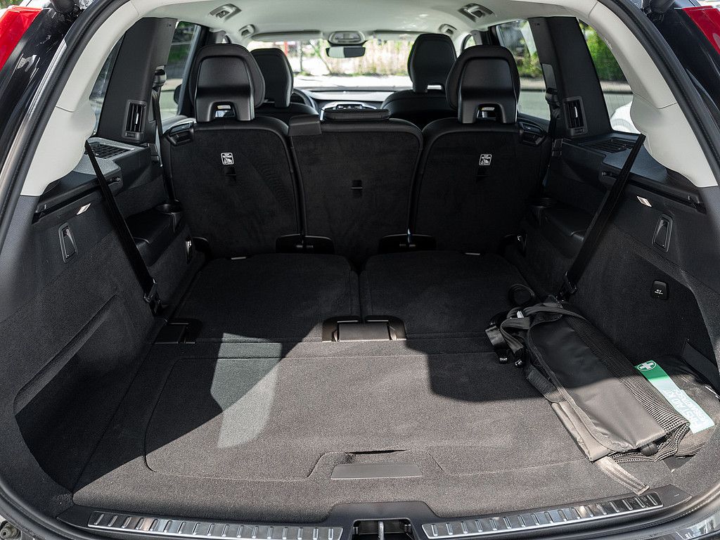 Volvo XC90 T8 AWD Core AHK RÜCKFAHRKAMERA H/K