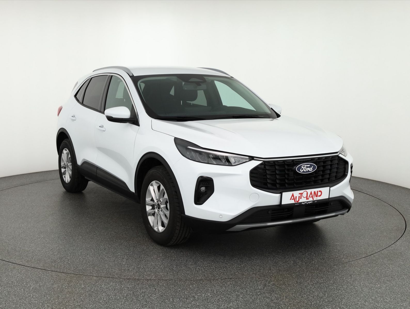 Ford Kuga 1.5 EB Titanium - Samsaru's Car Outlet