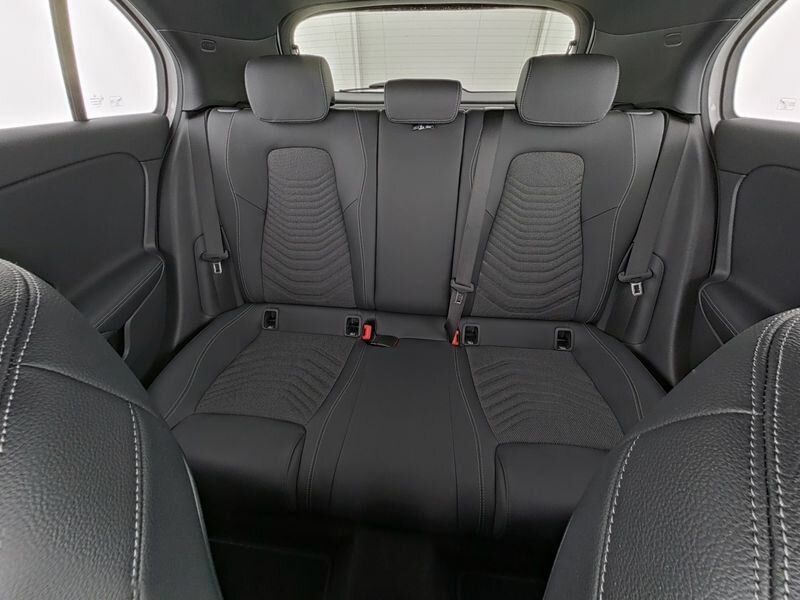 Mercedes-Benz A 180 PROGRESSIVE ADVANCED - Samsaru's Car Outlet