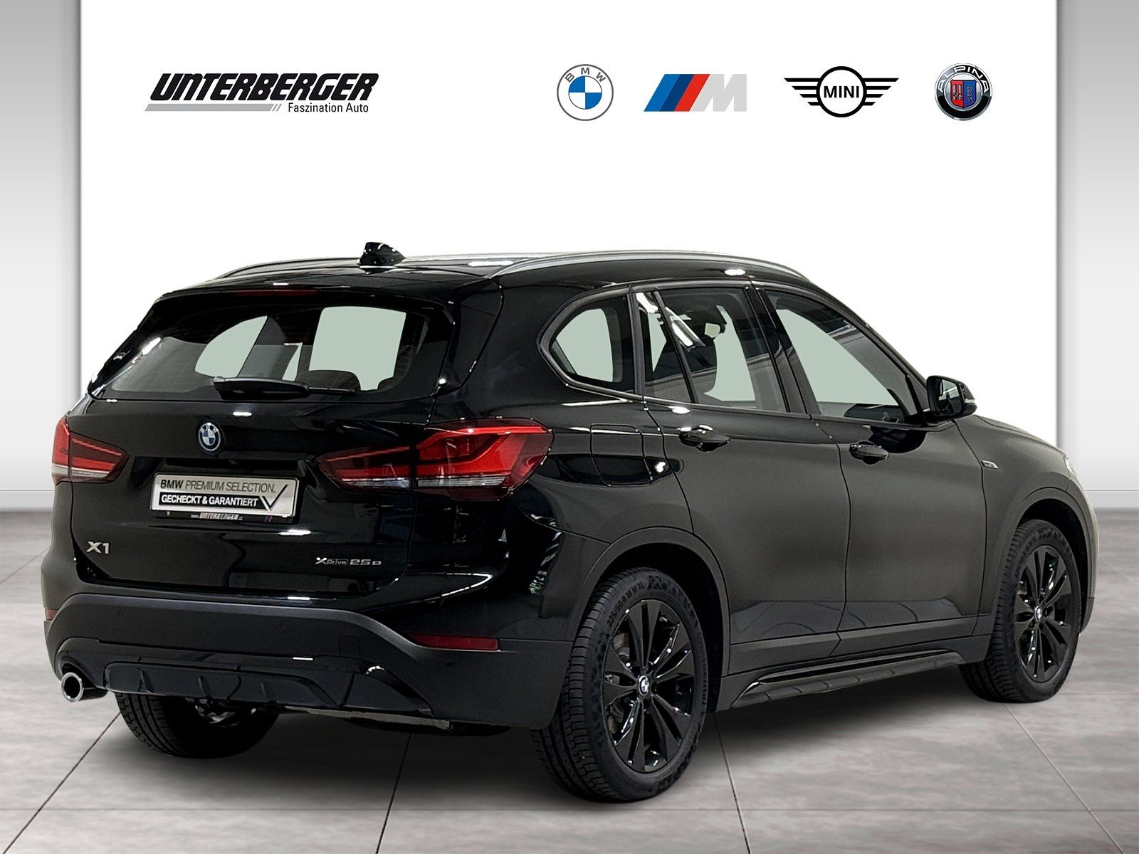 BMW X1 xDrive25e Sport Line - Samsaru's Car Outlet