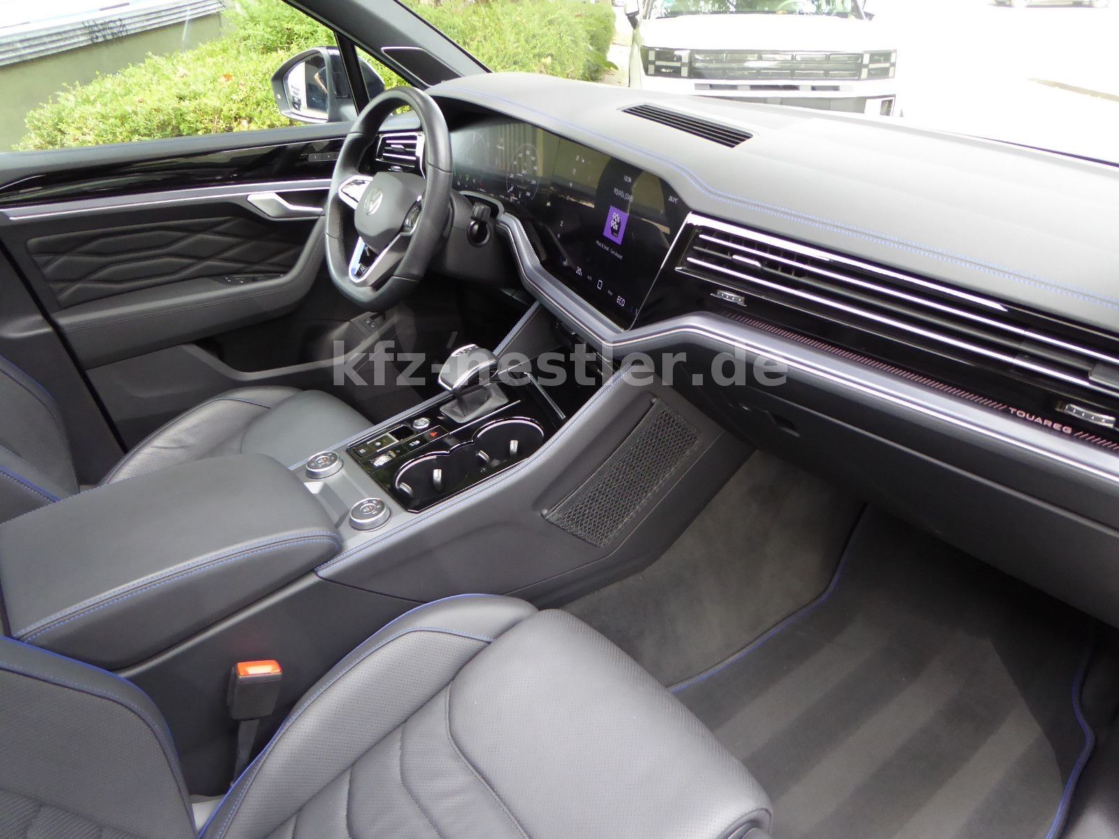 Volkswagen Touareg R e-Hybrid Pano/Puglia/AHK/HUD/ACC/Matt