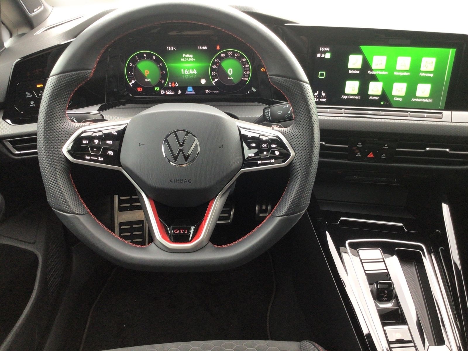 Volkswagen Golf VIII 2.0 GTI Clubsport Ed. 45 DSG - Samsaru's Car Outlet