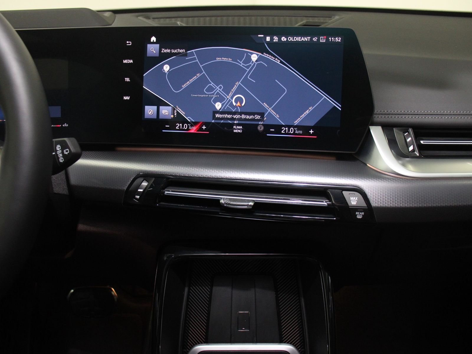 BMW X1 xDrive20d M Sportpaket - Samsaru's Car Outlet