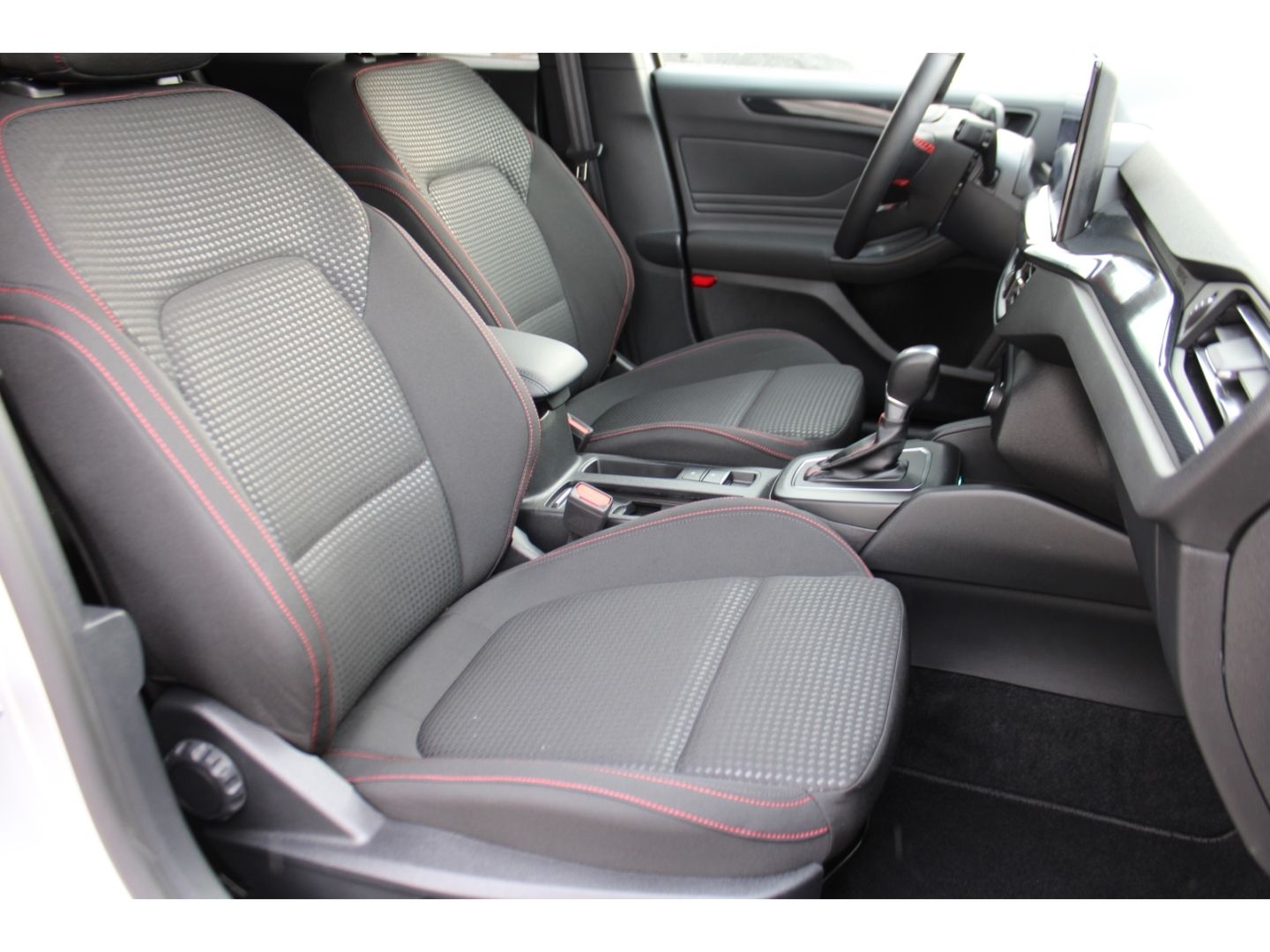Ford Focus Turnier ST-Line ACC LED TWA Navi DAB GJR R