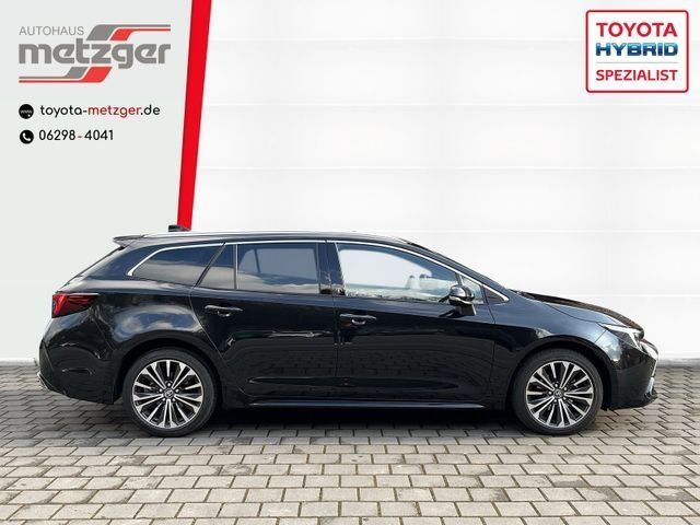 Toyota Corolla Touring Sports 1.8 Hybrid - Samsaru's Car Outlet