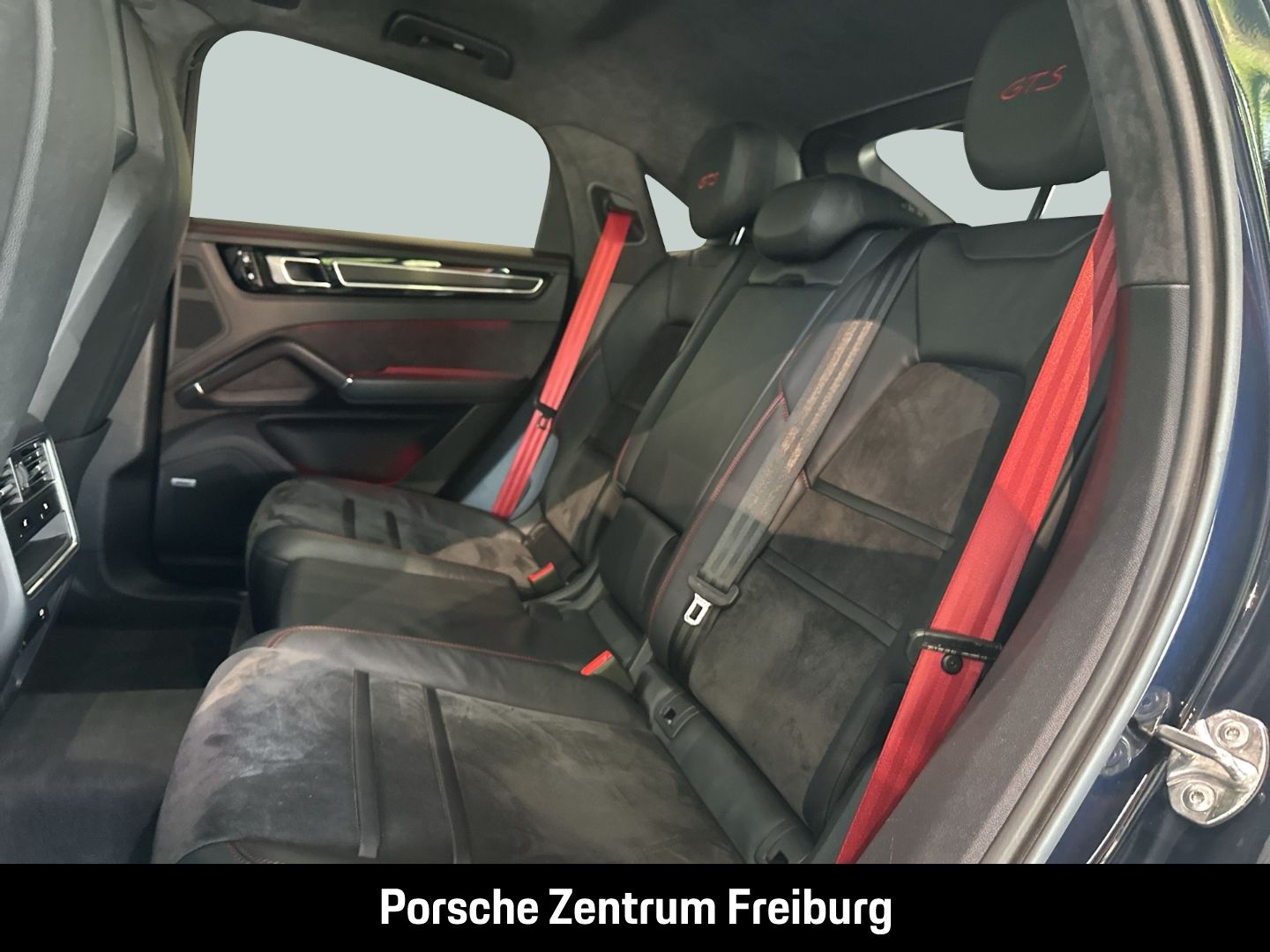 Porsche Cayenne GTS Coupe BOSE Sportabgasanlage LED