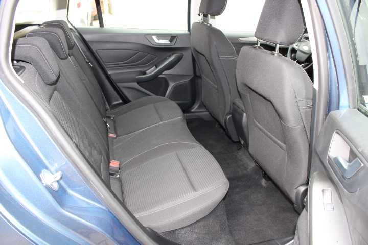 Ford Focus TITANIUM   Automatik Turnier