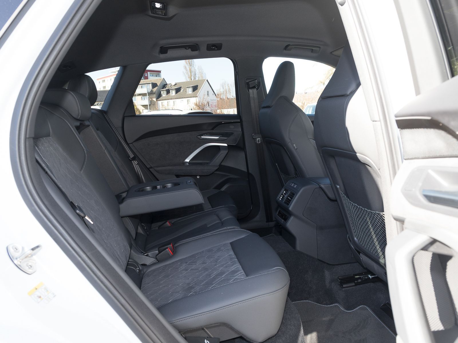 Audi Q5 SUV S LINE - Samsaru's Car Outlet