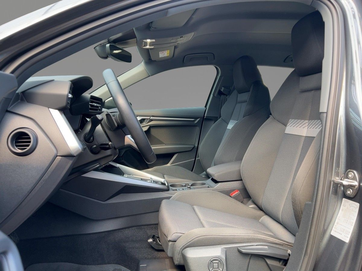 Audi A3 Sportback 35 TFSI S line S tronic - Samsaru's Car Outlet