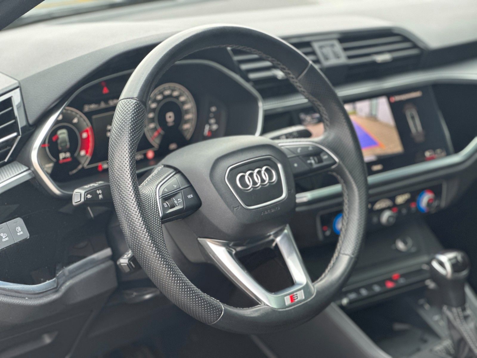 Audi Q3 Sportback 35 TDI quattro S line - Samsaru's Car Outlet