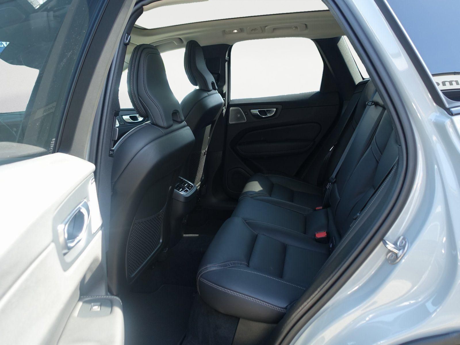 Volvo XC60 Ultra B5 AWD Dark - Samsaru's Car Outlet