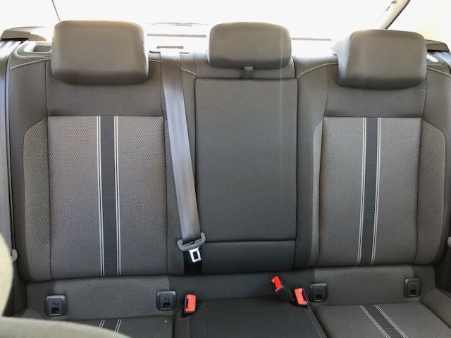 Volkswagen T-Roc Style - Samsaru's Car Outlet