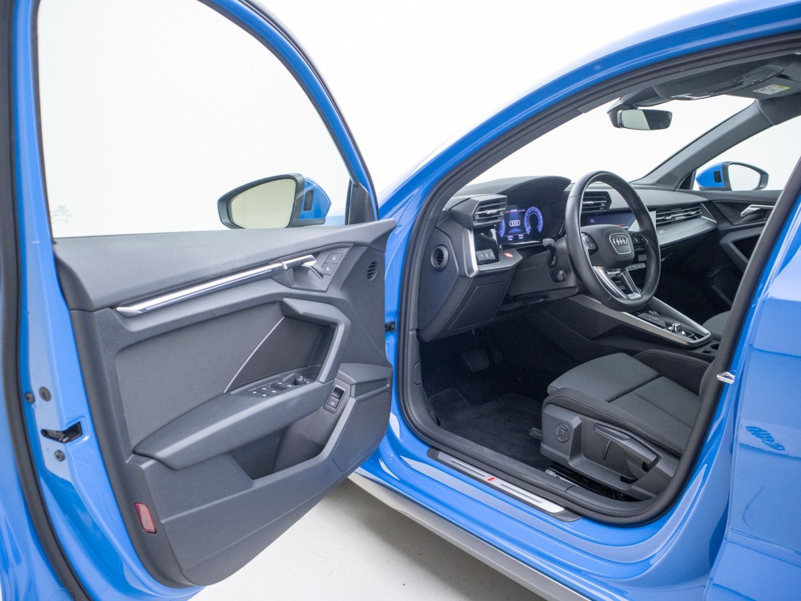Audi A3 Sportback 40 TFSI e-tron S Line - Samsaru's Car Outlet