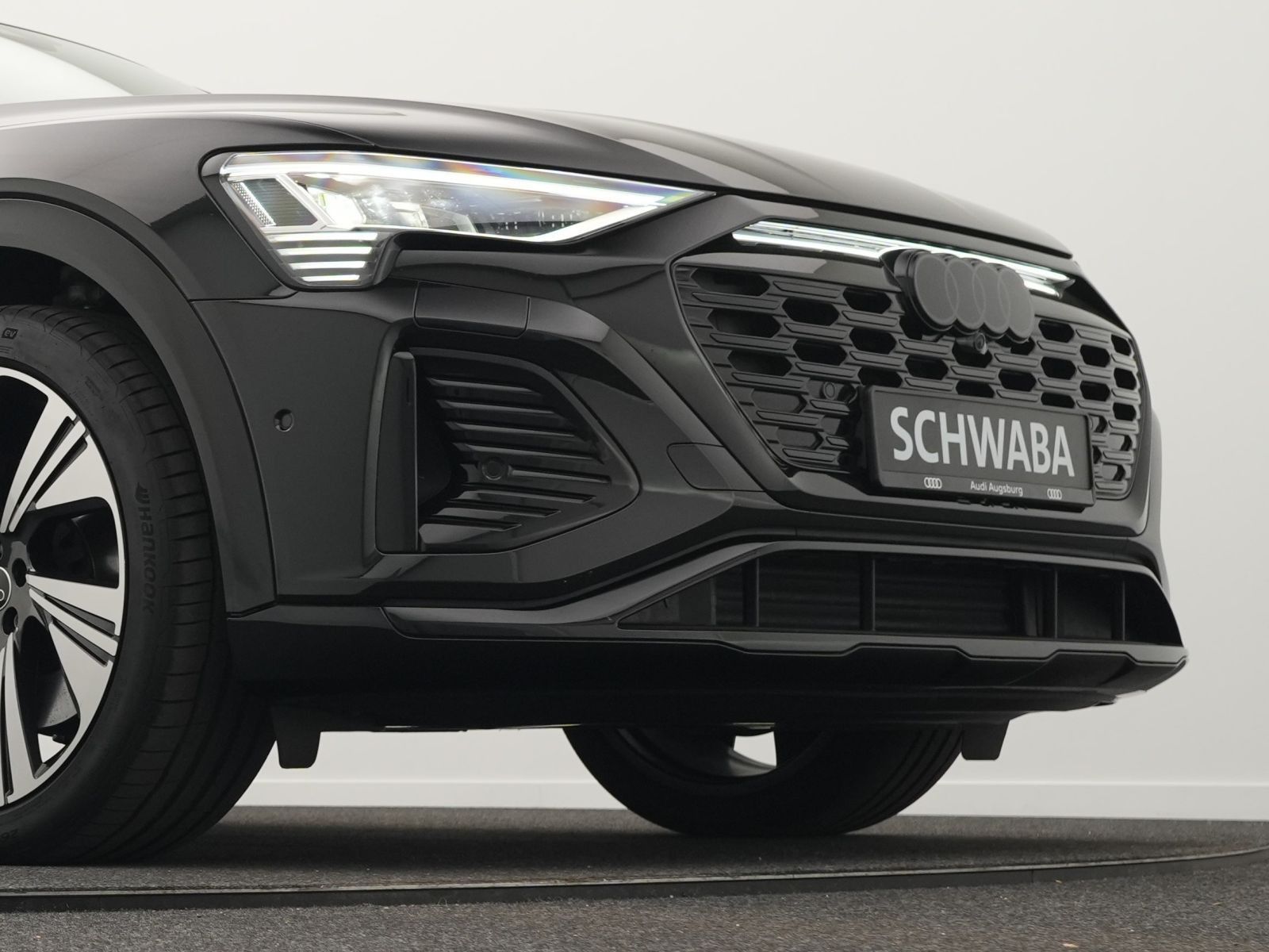 Audi Q8 e-tron S line 55 quattro *Opt.schw*PANO*AHK*