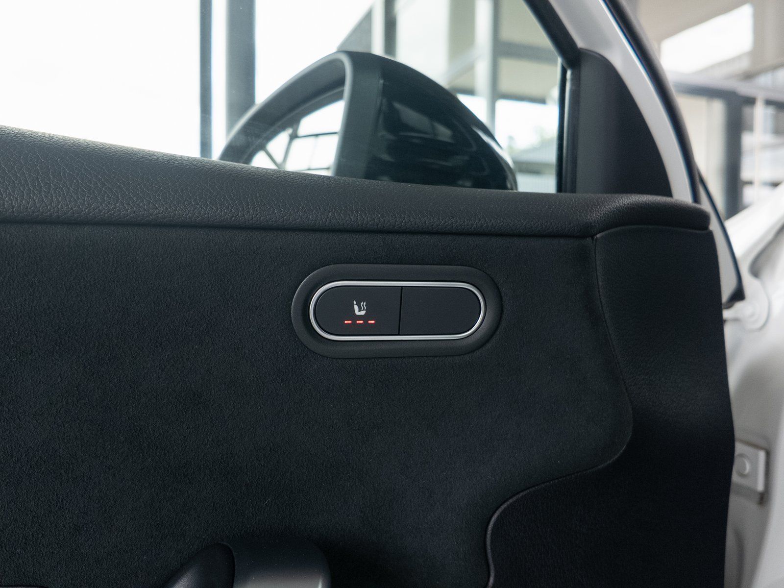 Mercedes-Benz A180 AMG Advanced - Samsaru's Car Outlet