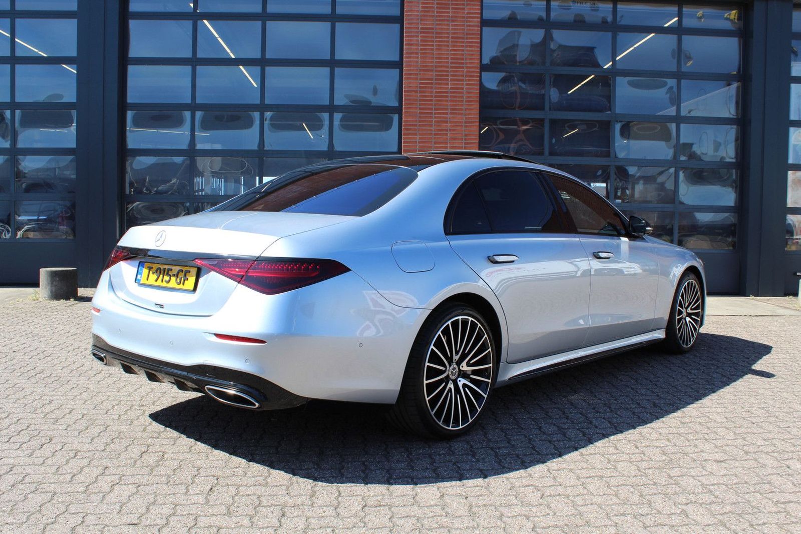 Mercedes-Benz S 580 S e Lang AMG Line - Samsaru's Car Outlet