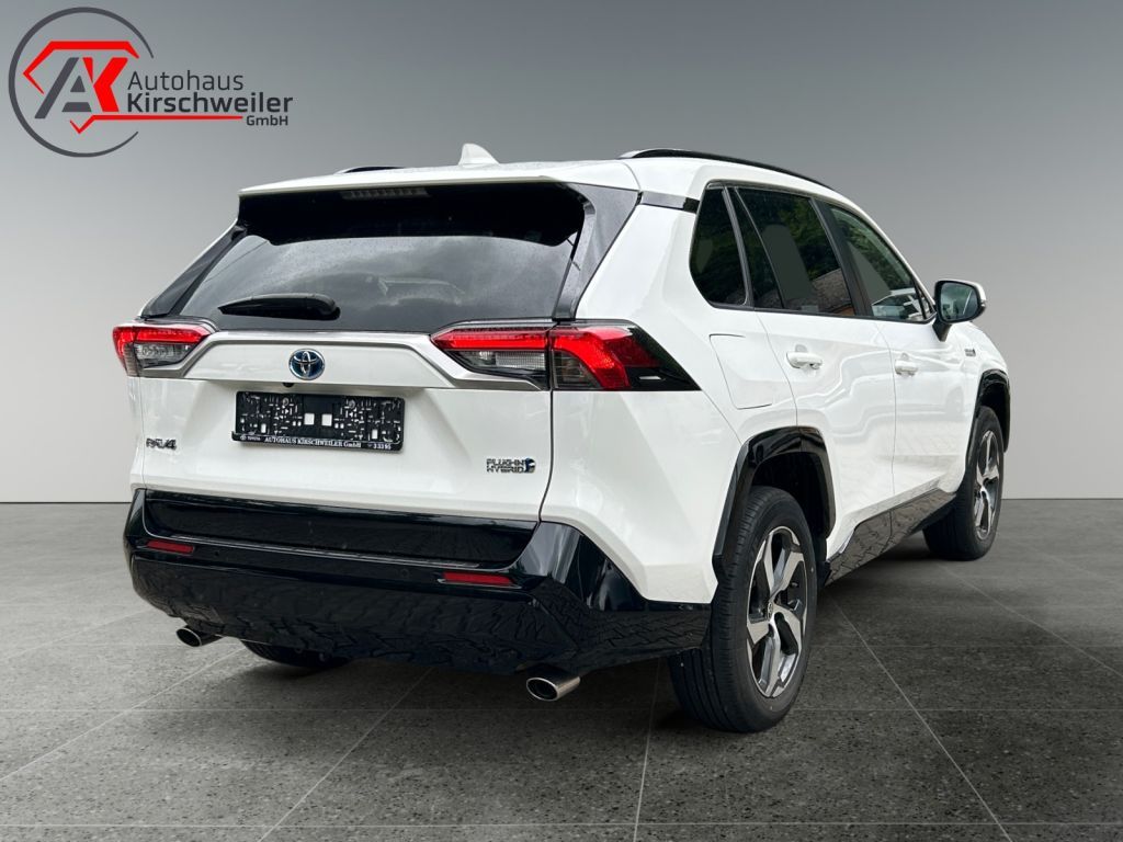 Toyota RAV 4 Plug-in Hybrid - Samsaru's Car Outlet